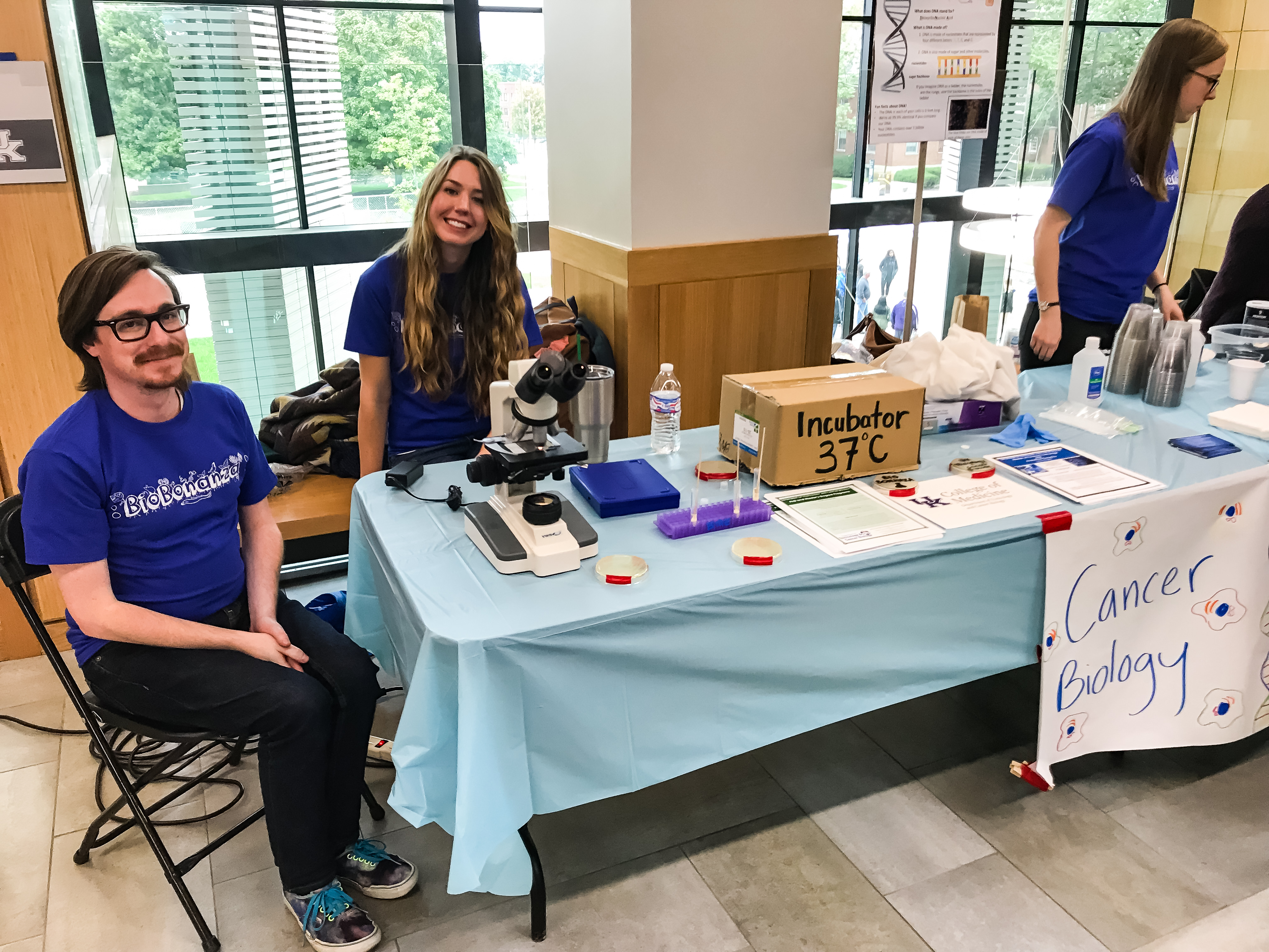 Students at Biobonanza.