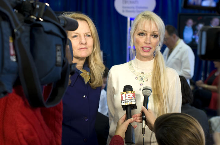 Accompanied by her sister Barbara Edelman (left), Tricia Barnstable-Brown speaks with reporters at the 2008 dedication of the UK Barnstable Brown Diabetes Center.