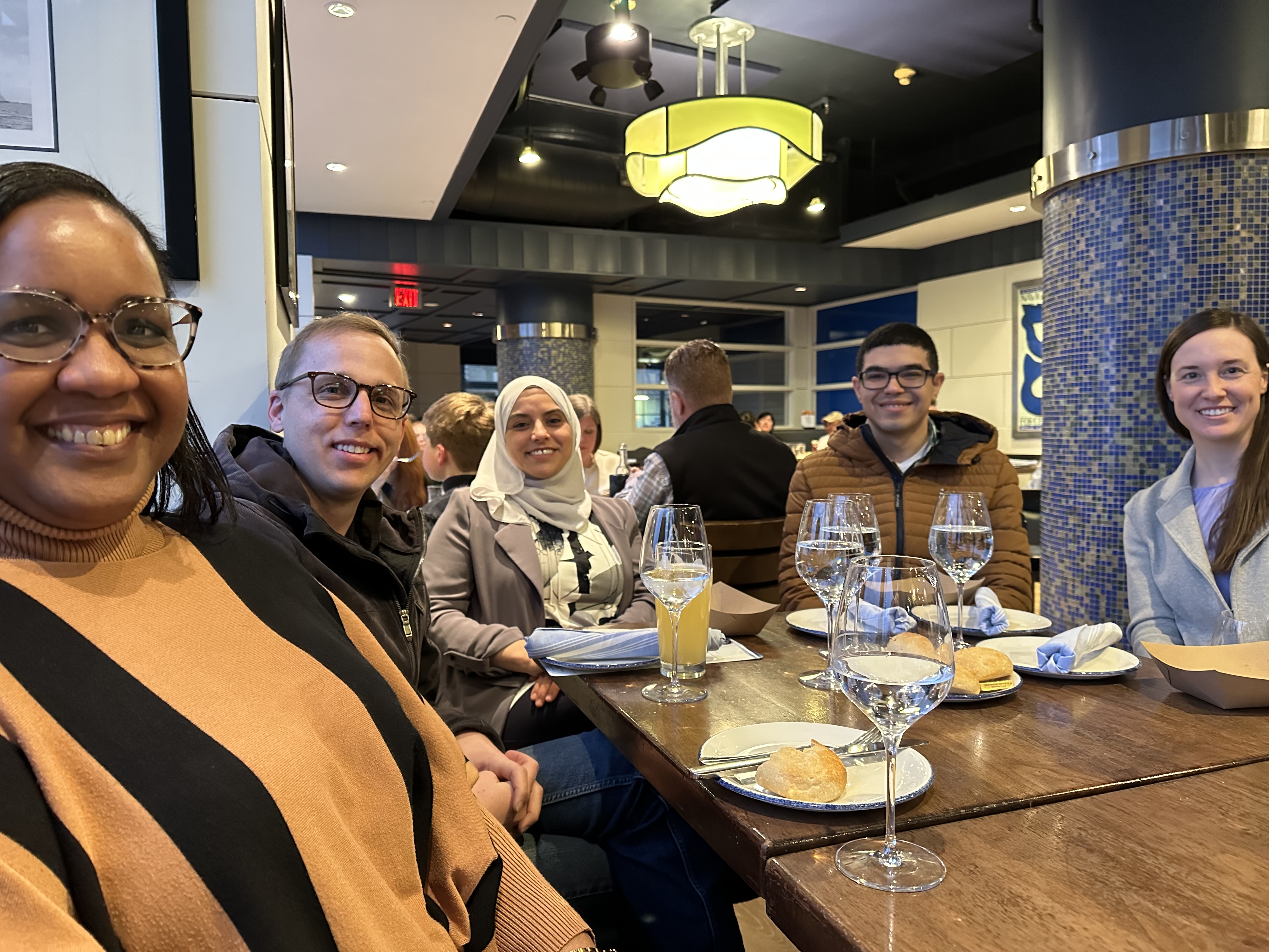 Drs. Juanita Ferreira, Justin Rueckert, Akila Mansour, Mohamed Hussein, and Emily Bachert meeting up reconnecting at USCAP.