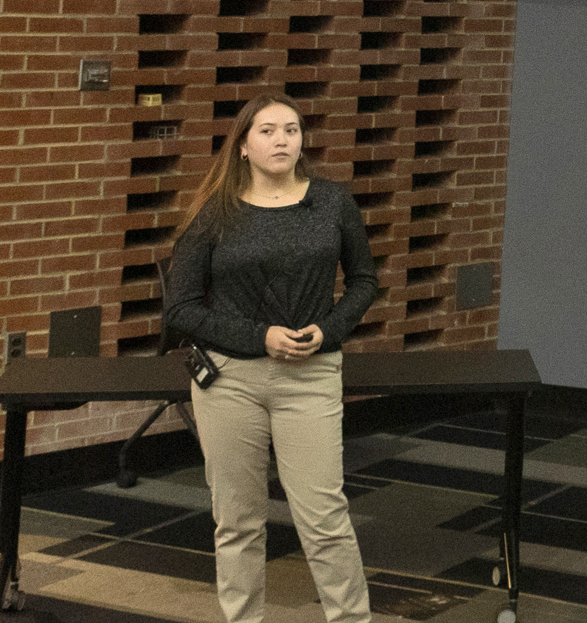 Paula Silva presents research during the 2025 AARTS Symposium