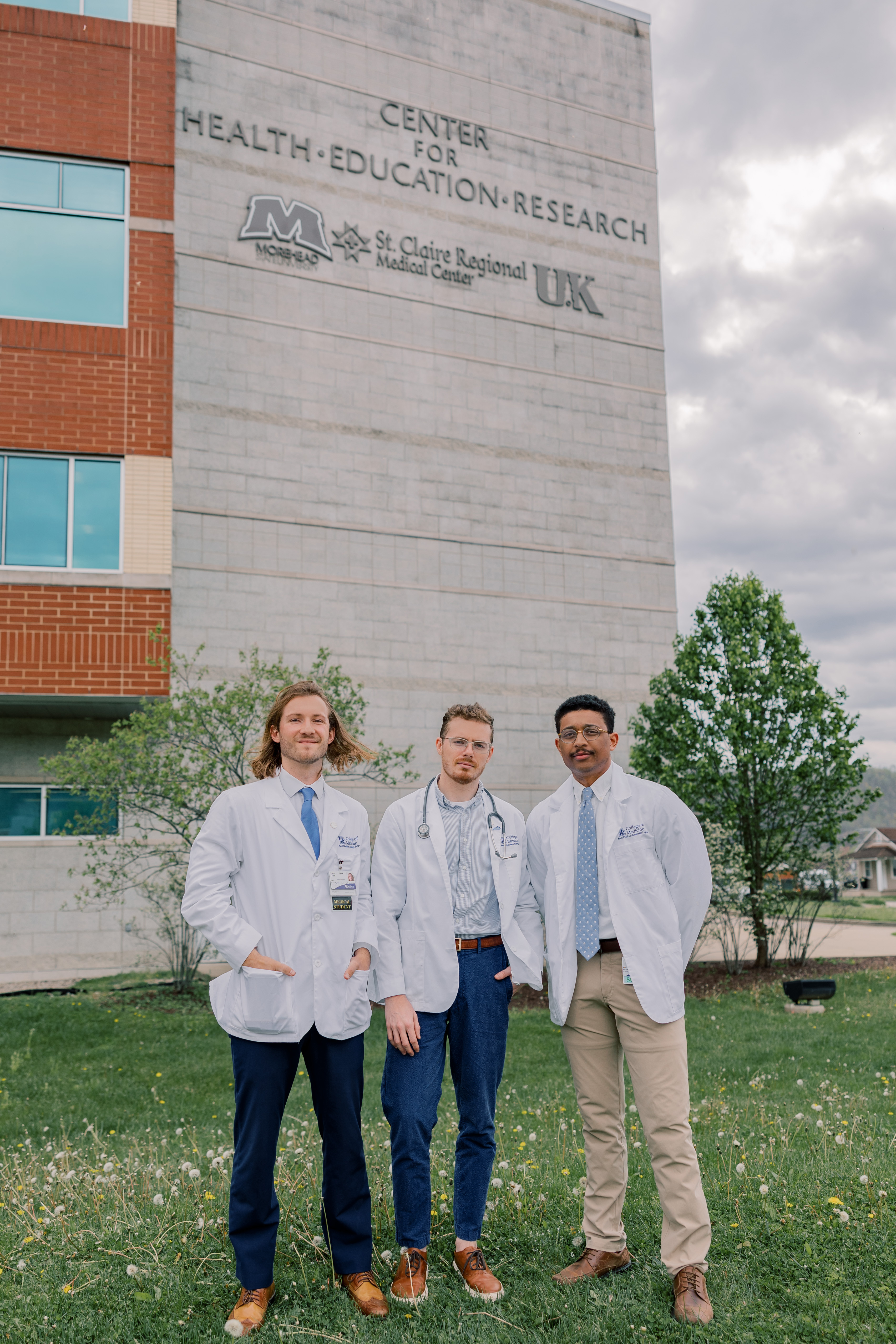 RPLP students pose outside Campus Bldg. 