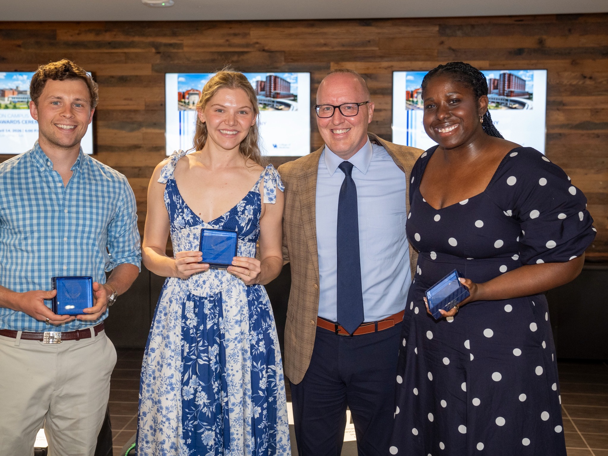 Students celebrate at Lexington Campus Senior Awards ceremony