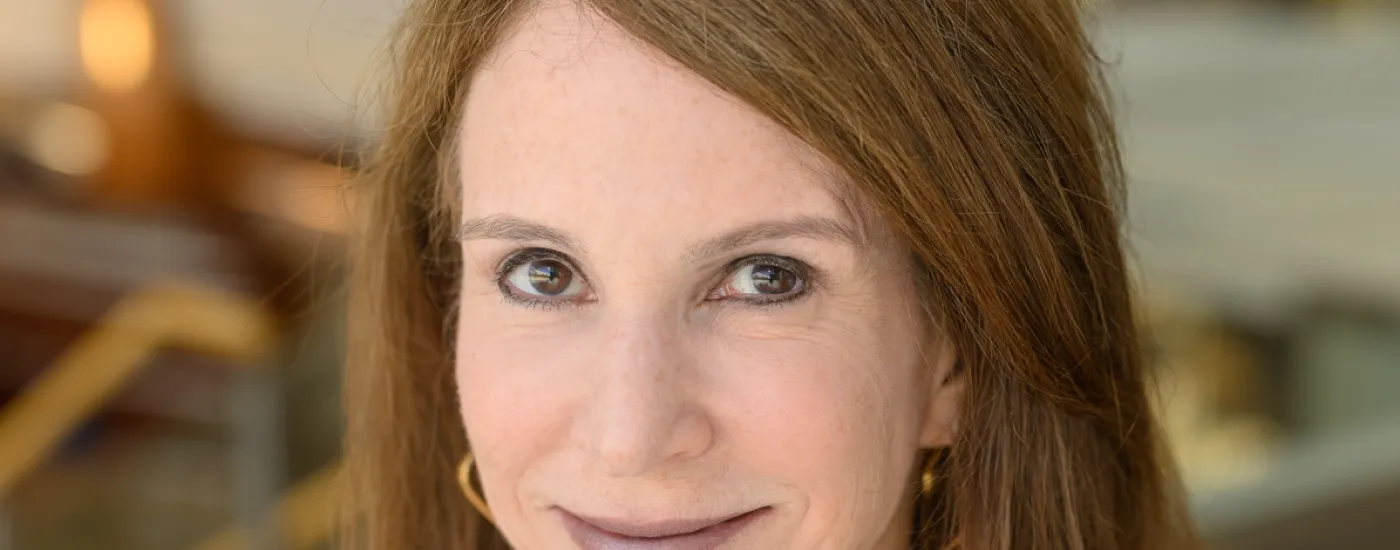 headshot of arnold