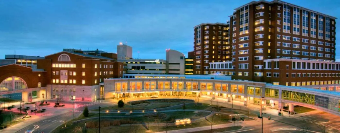 uk chandler hospital at night