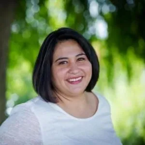 Dr. Rosana Zenil-Ferguson