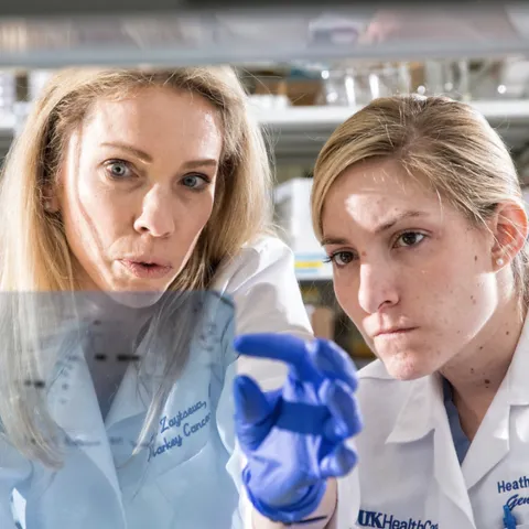 Women working in a lab