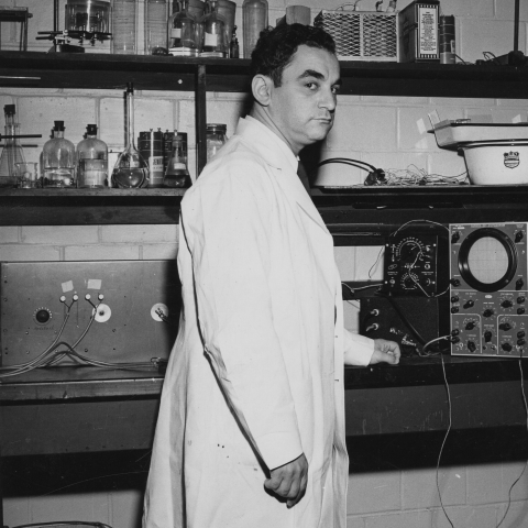 Acting chair Boyarsky in his lab, 1960