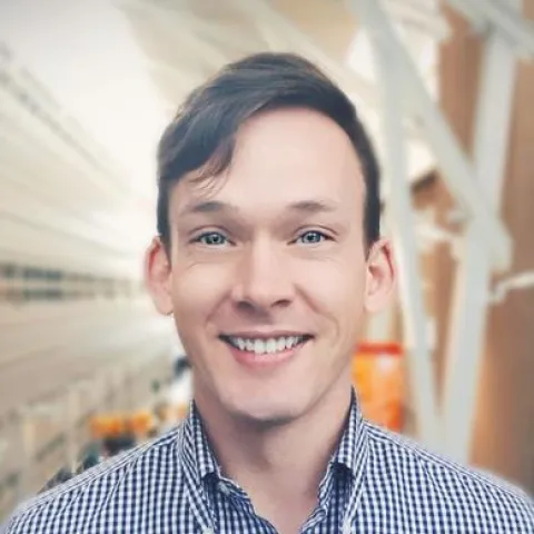 a photo of Dr. Aaron Phillips 