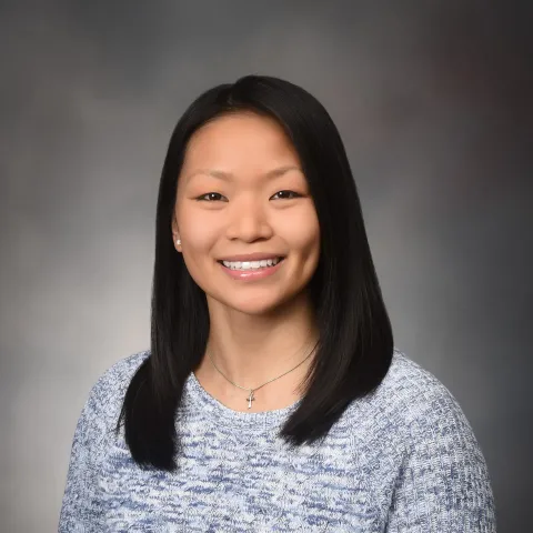 headshot of stephanie lee