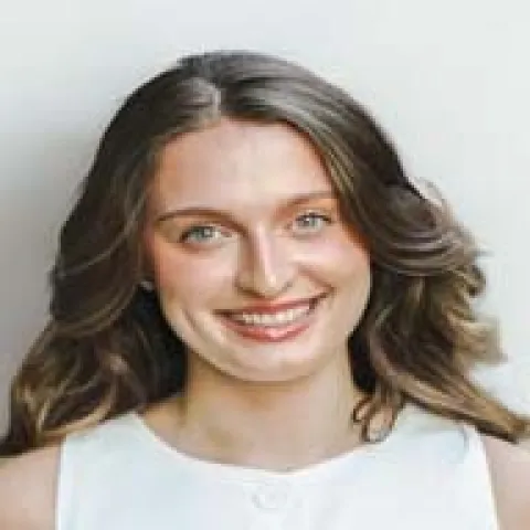 Allie Lucas headshot