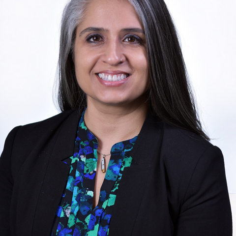Dr. Noreen Durrani - Distinguished Teaching Award