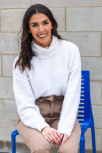 Makenzie Barr Headshot.jpg