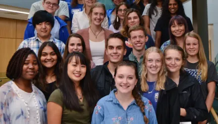 Students from the Chellgren Center