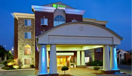 Front View - University Holiday Inn Express