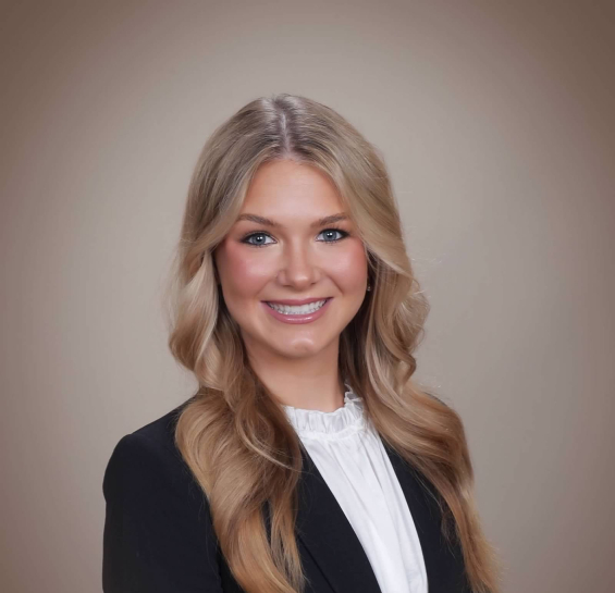 Bailee Smith Headshot