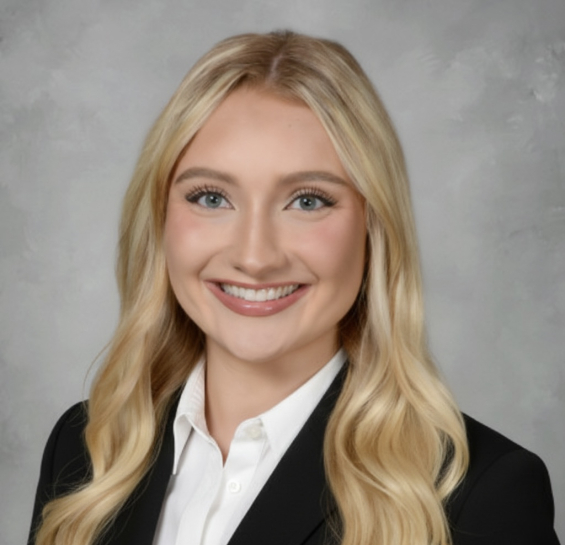 Carlie Arlinghaus headshot