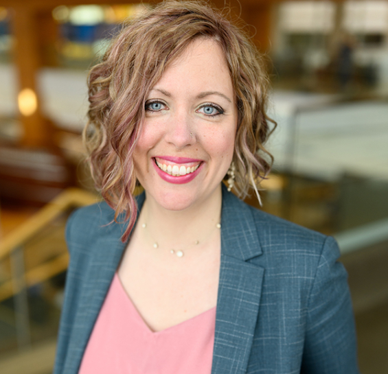 Melissa Snow-Groves Headshot