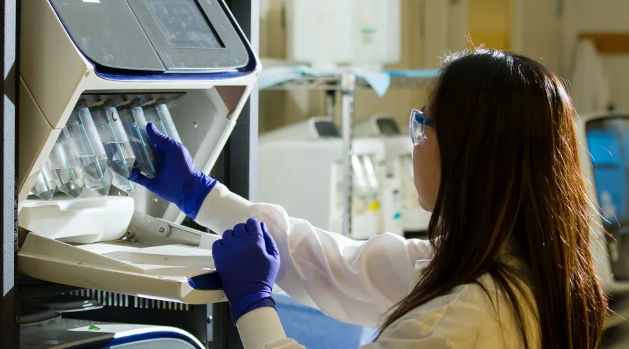 Technician prepares for a viral whole-genome sequencing experiment