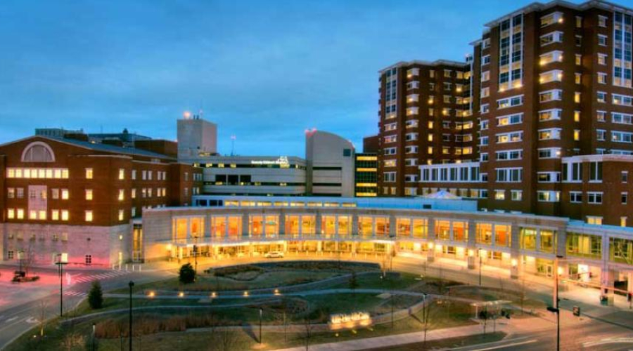 the front of UK Chandler Medical Center at dusk