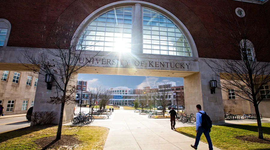 university of kentucky buildings near the hospital