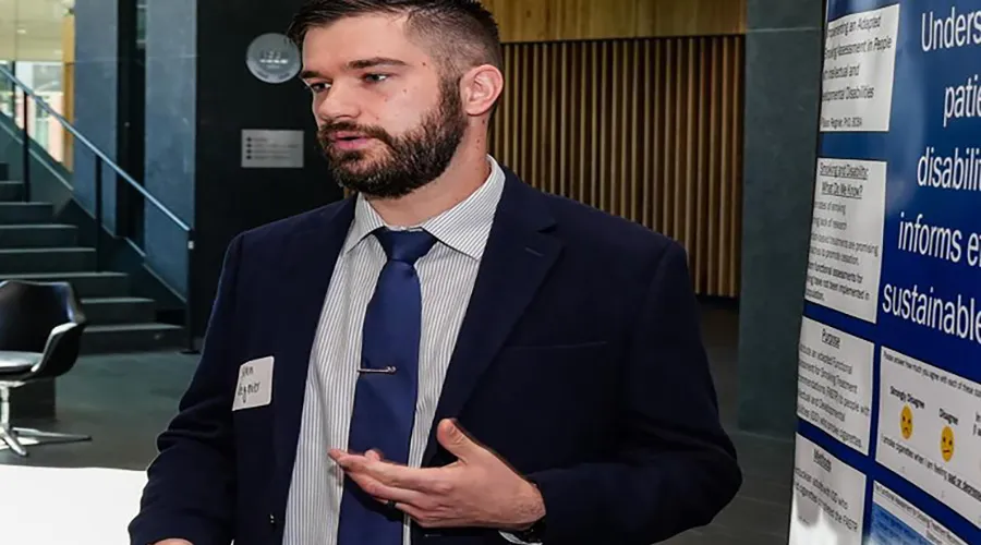Dr. Sean Regnier