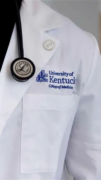UKCOM White Coat